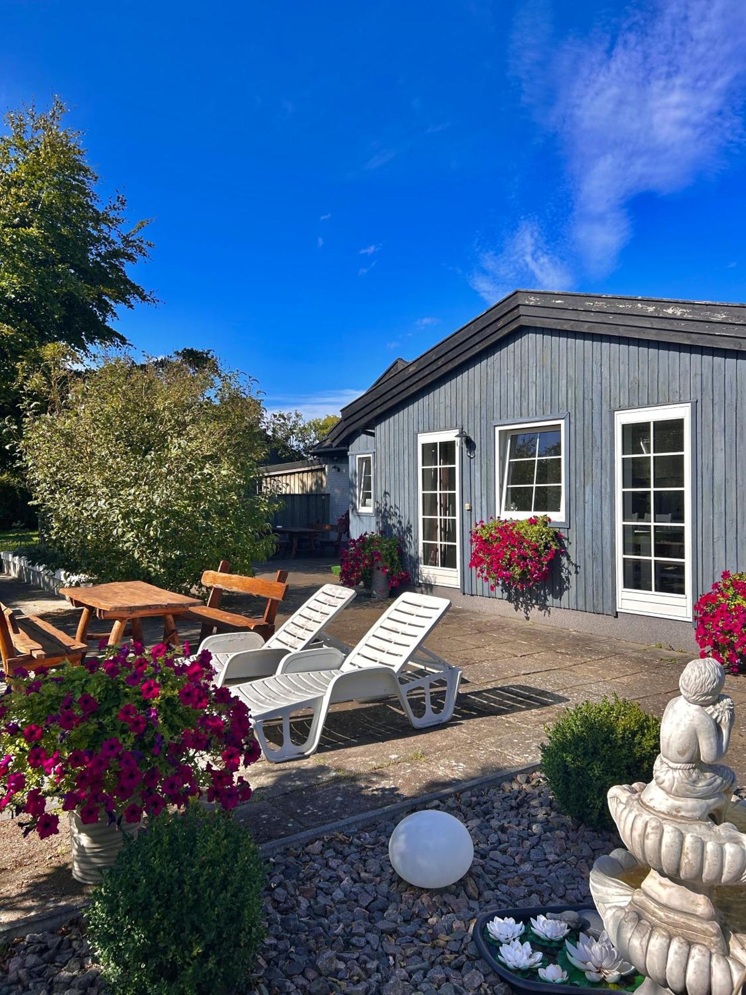 Apartamenty Neksø Buitenkant foto