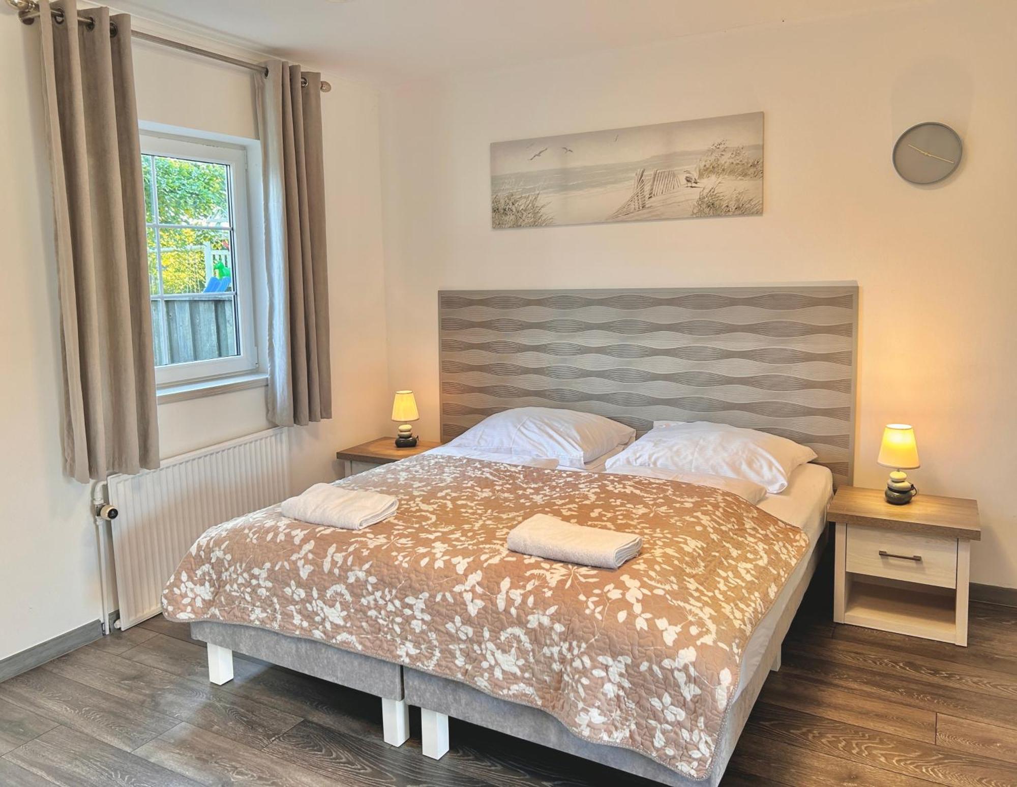 Apartamenty Neksø Buitenkant foto